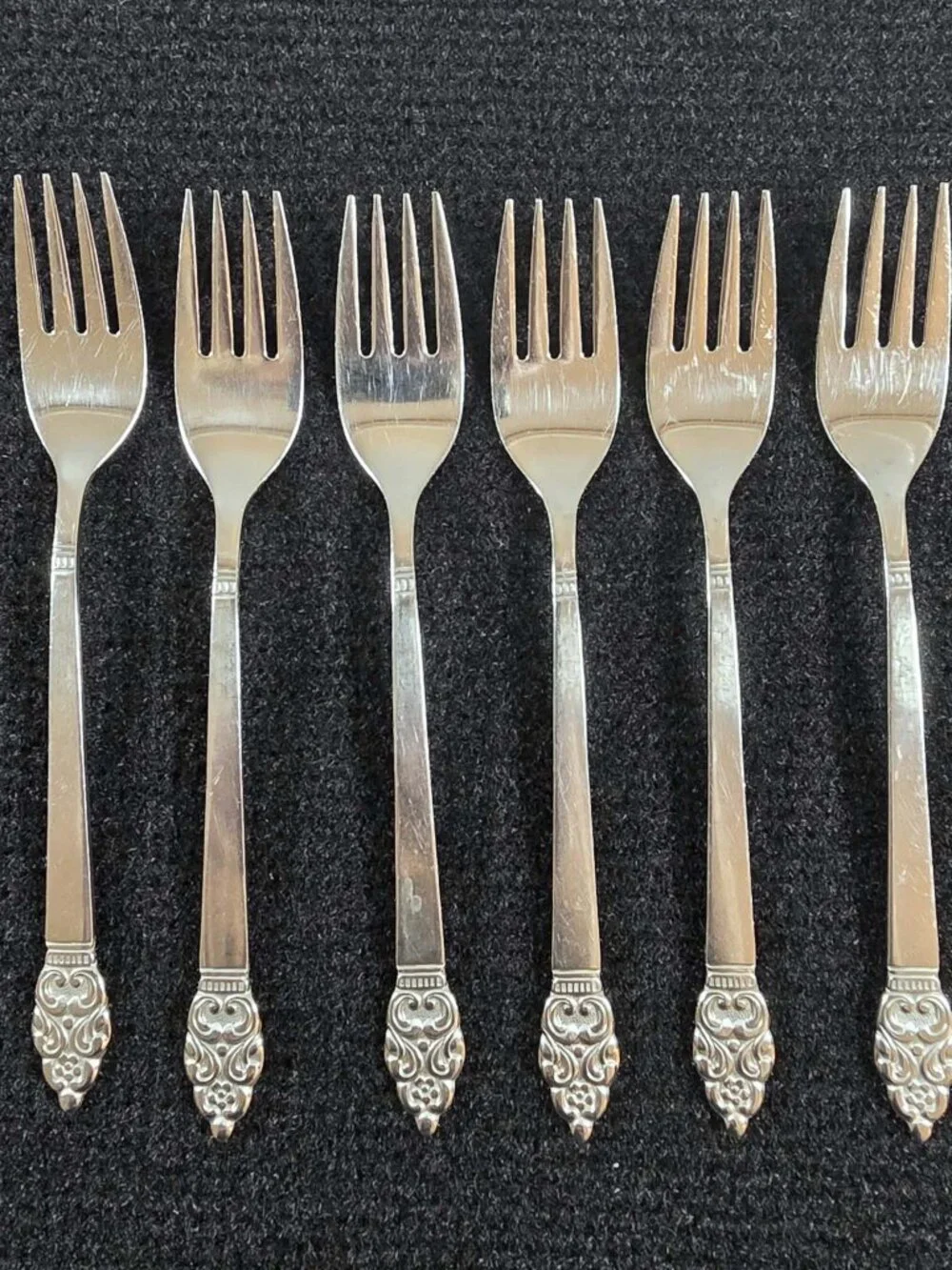 ONEIDA VINLAND STAINLESS FLATWARE SET SERVING SPOONS NORDIC CROWN 41 PCS